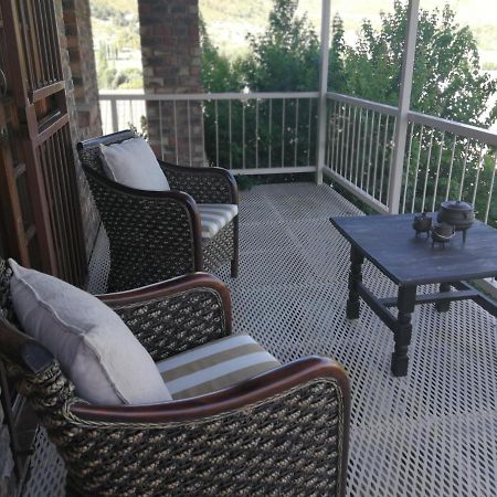 Clarens Cottages Exteriör bild